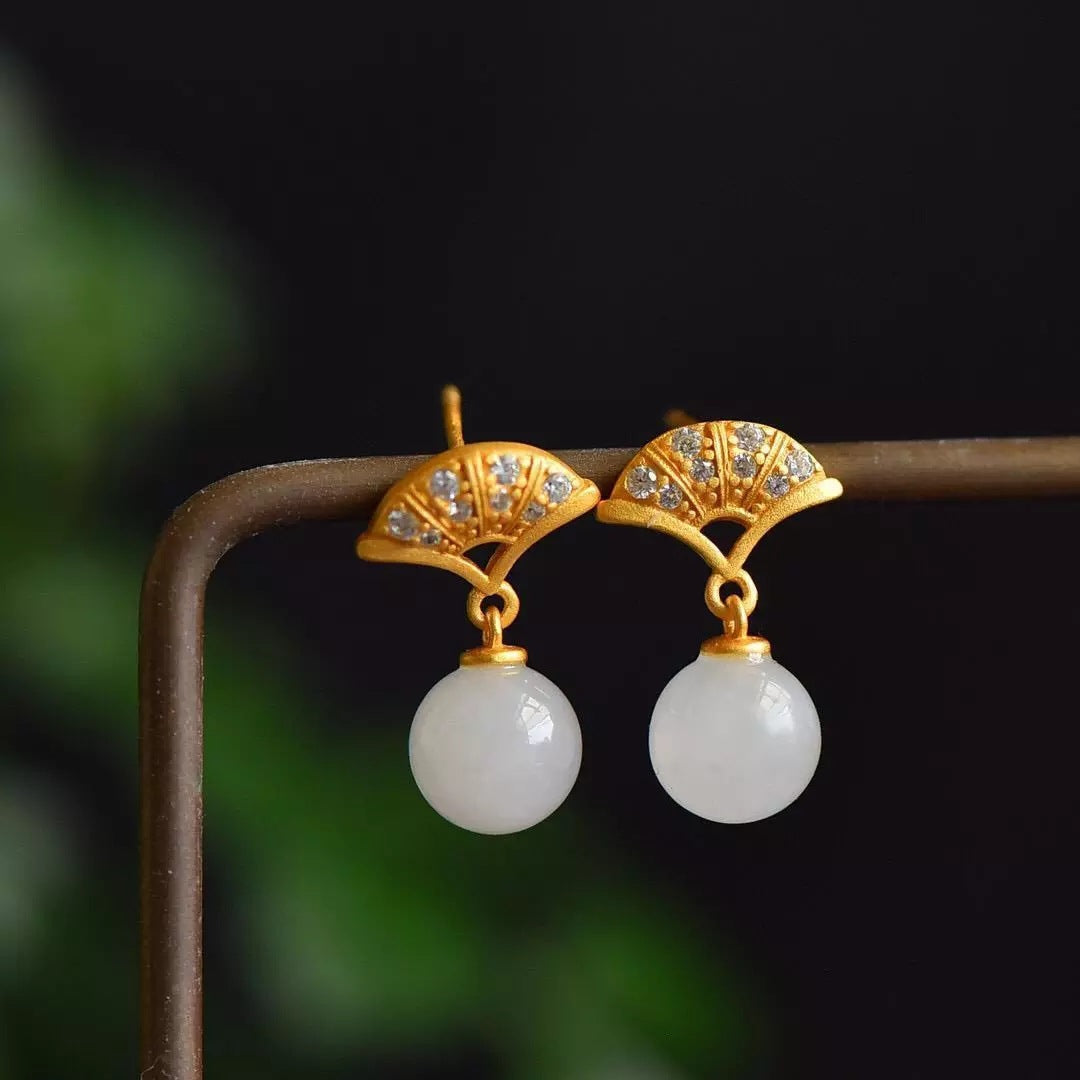 Beautiful Silver Earring with Unique Style