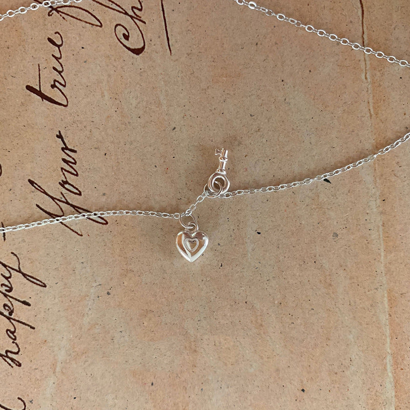 Charming Piece for Any Occasion