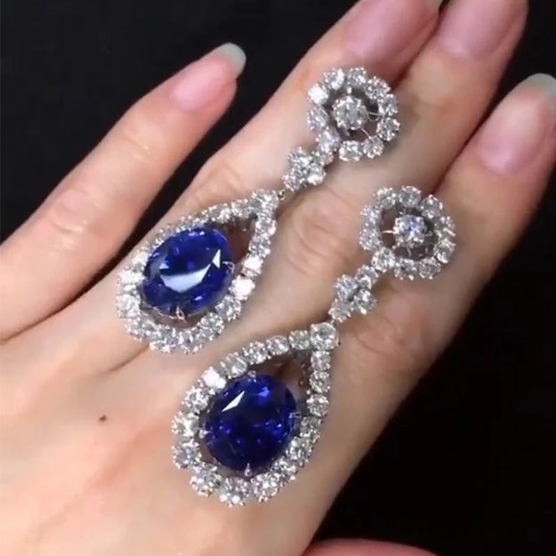 Romantic Earring for Special Moments