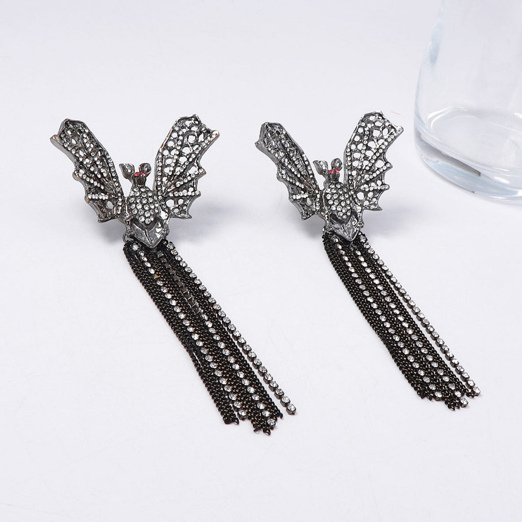 Charming Piece for Any Occasion