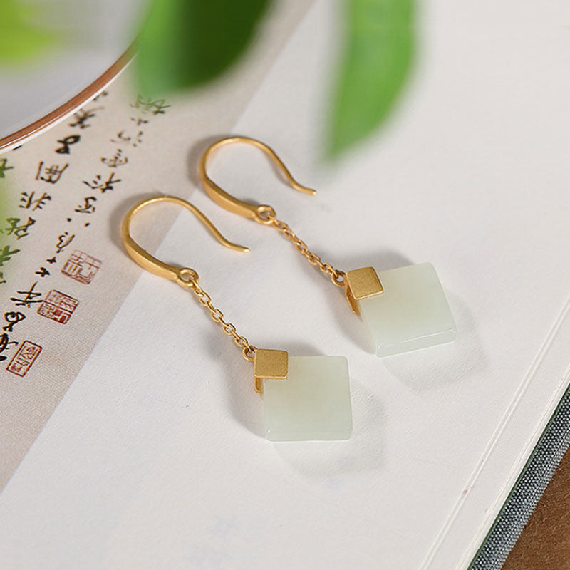 Beautiful Silver Earring with Unique Style