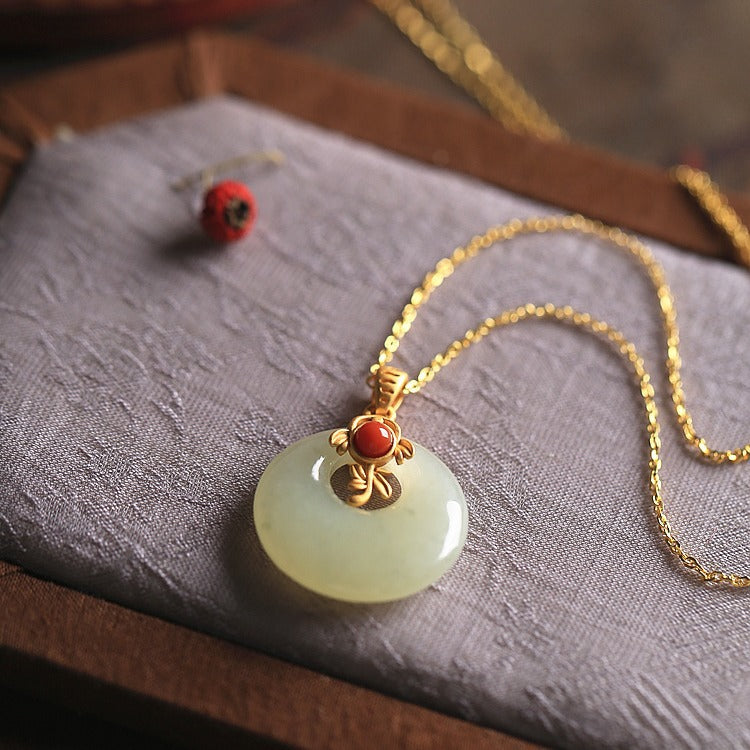 Elegant Gold Necklace for Every Occasion
