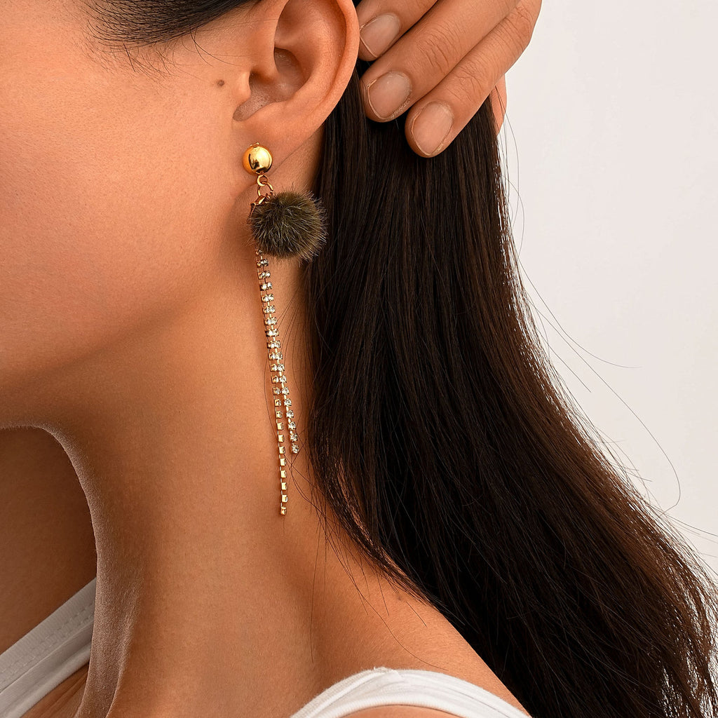 Stunning Pearl Earring for Daily Wear