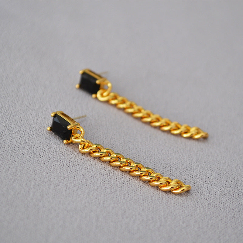 Charming Gold Necklace for Any Occasion