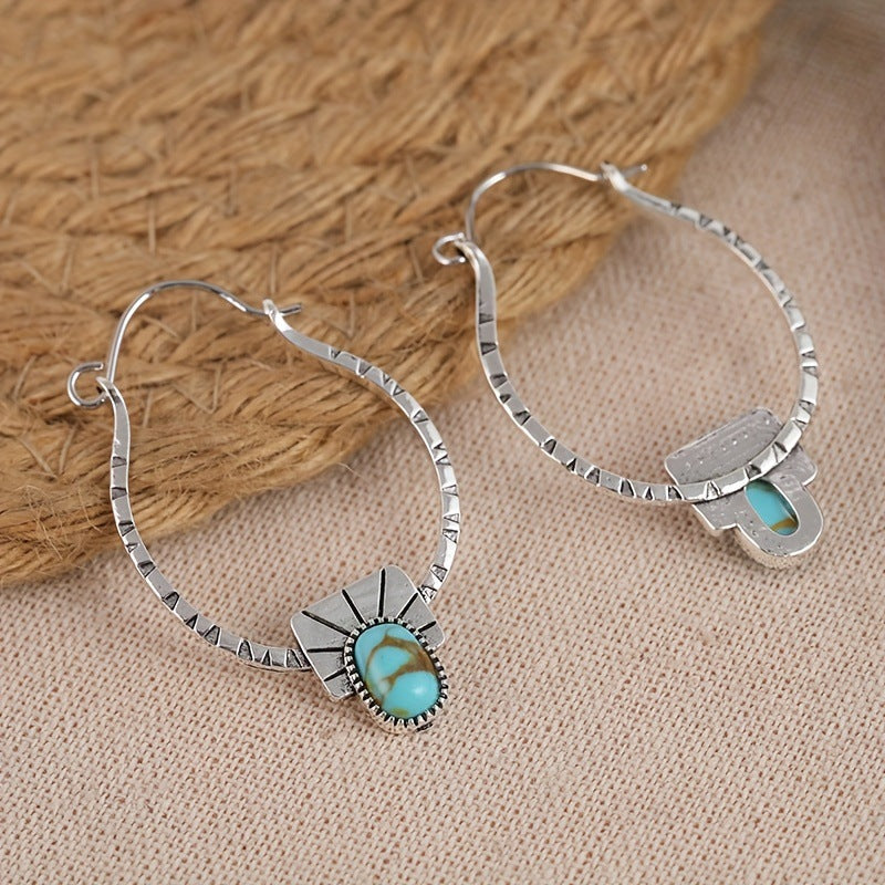 Classic Earring with Timeless Appeal