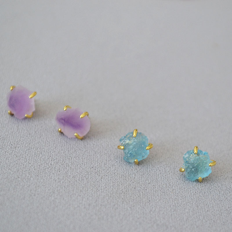 Romantic Gold Earring for Special Moments