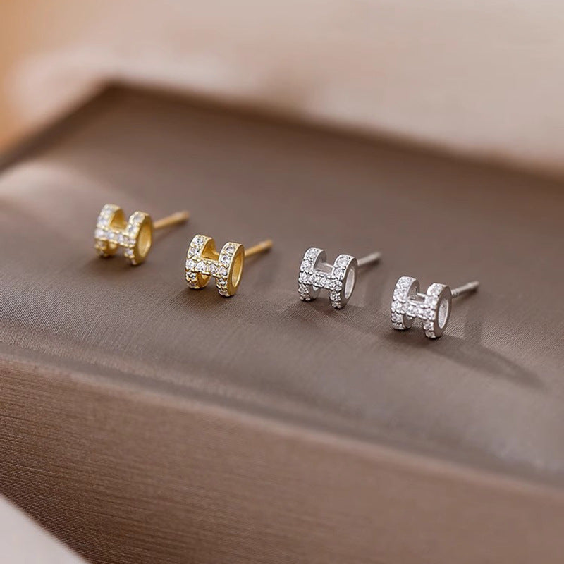 Romantic Earring for Special Moments