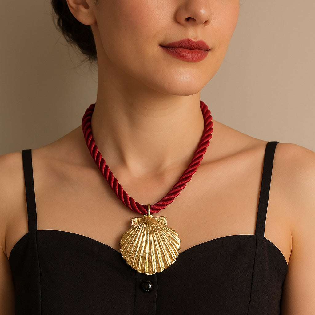 Stunning Necklace for Daily Wear