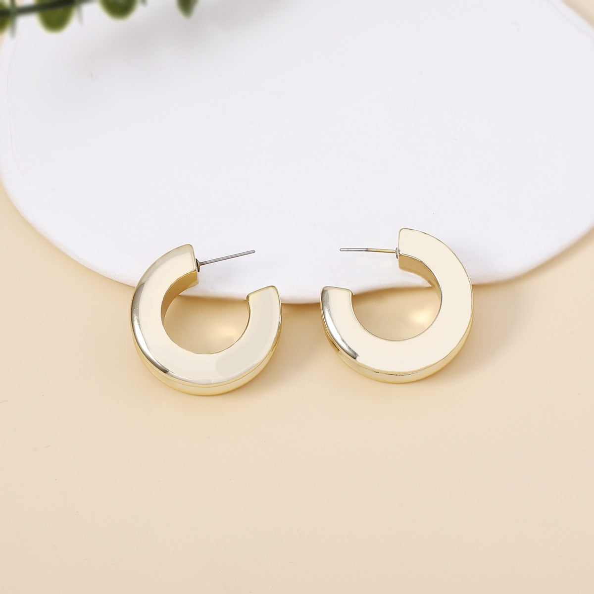 Vintage Handmade Earring