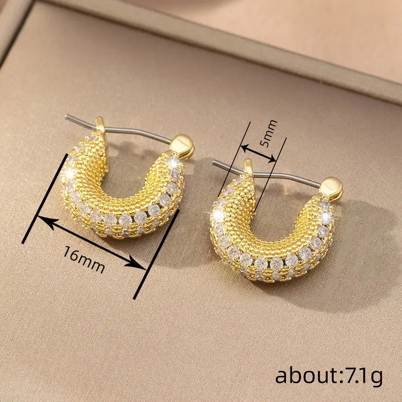 Romantic Earring for Special Moments