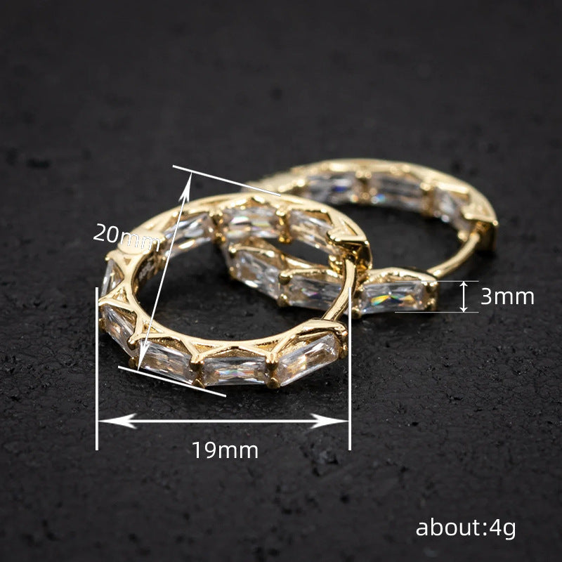 Charming Earring for Any Occasion