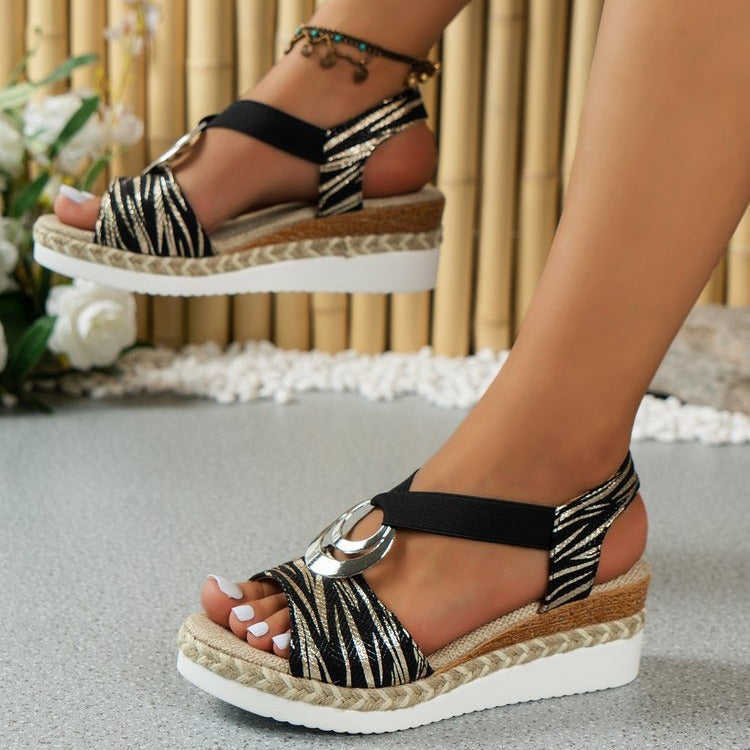 Graceful Orthopedic Sandals for Modern Look