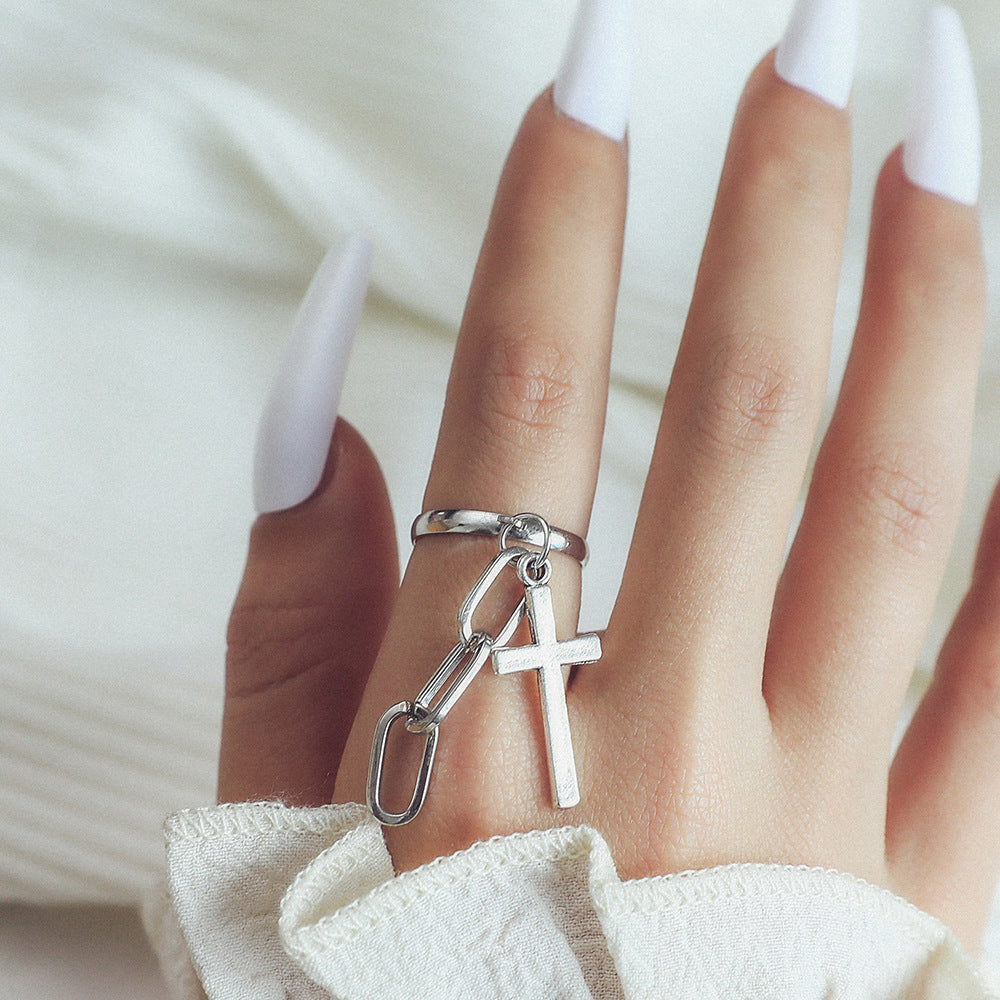 Classic Chain with Timeless Appeal