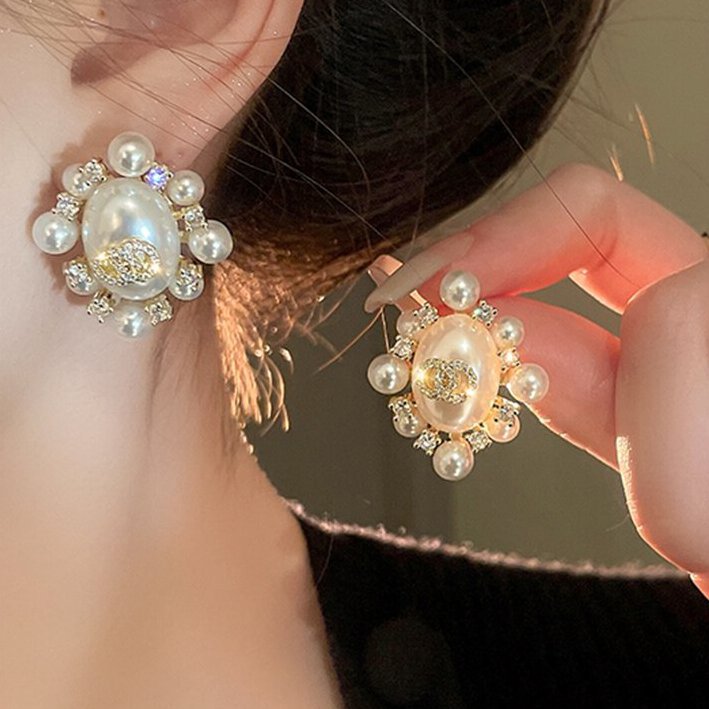 Delicate Artisan Pearl Earring