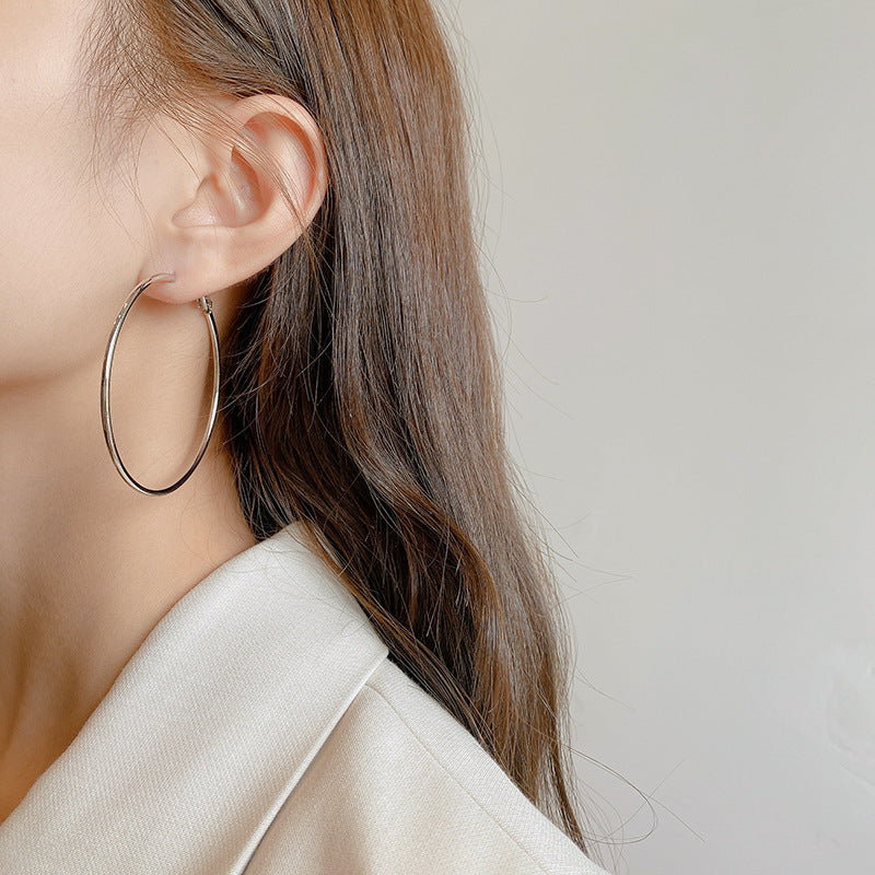 Charming Earring for Any Occasion