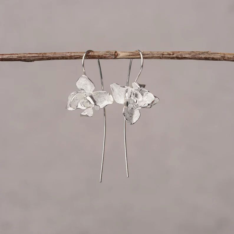 Classic Earring with Timeless Appeal