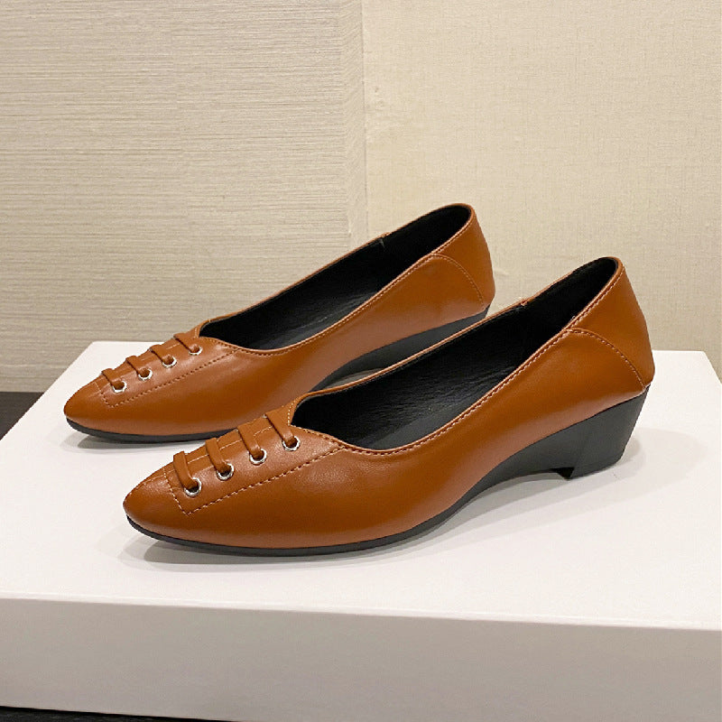 Chic Orthopedic Shoes with Unique Design