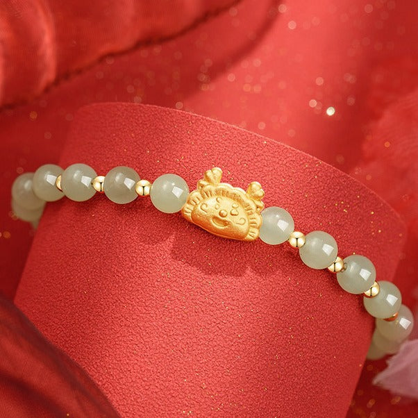 Beautiful Silver Bracelet with Unique Style