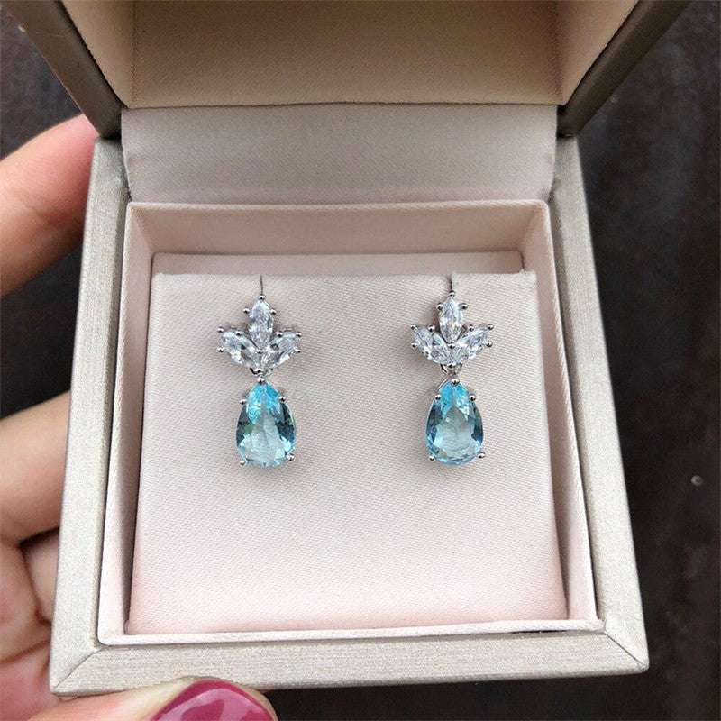 Romantic Earring for Special Moments