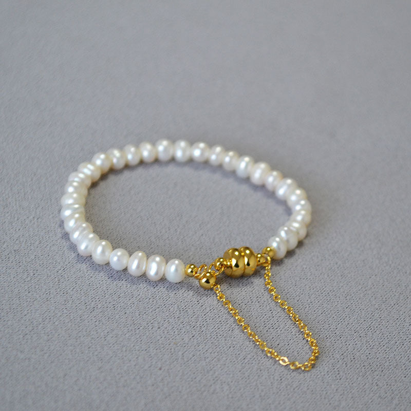 Vintage Handmade Pearl Bracelet