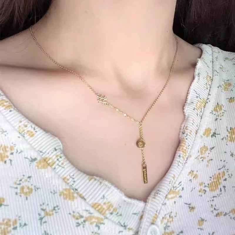 Charming Gold Necklace for Any Occasion