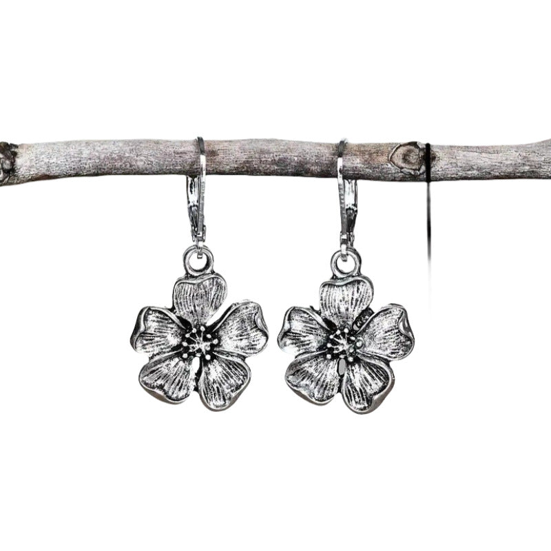 Stunning Earring for Daily Wear
