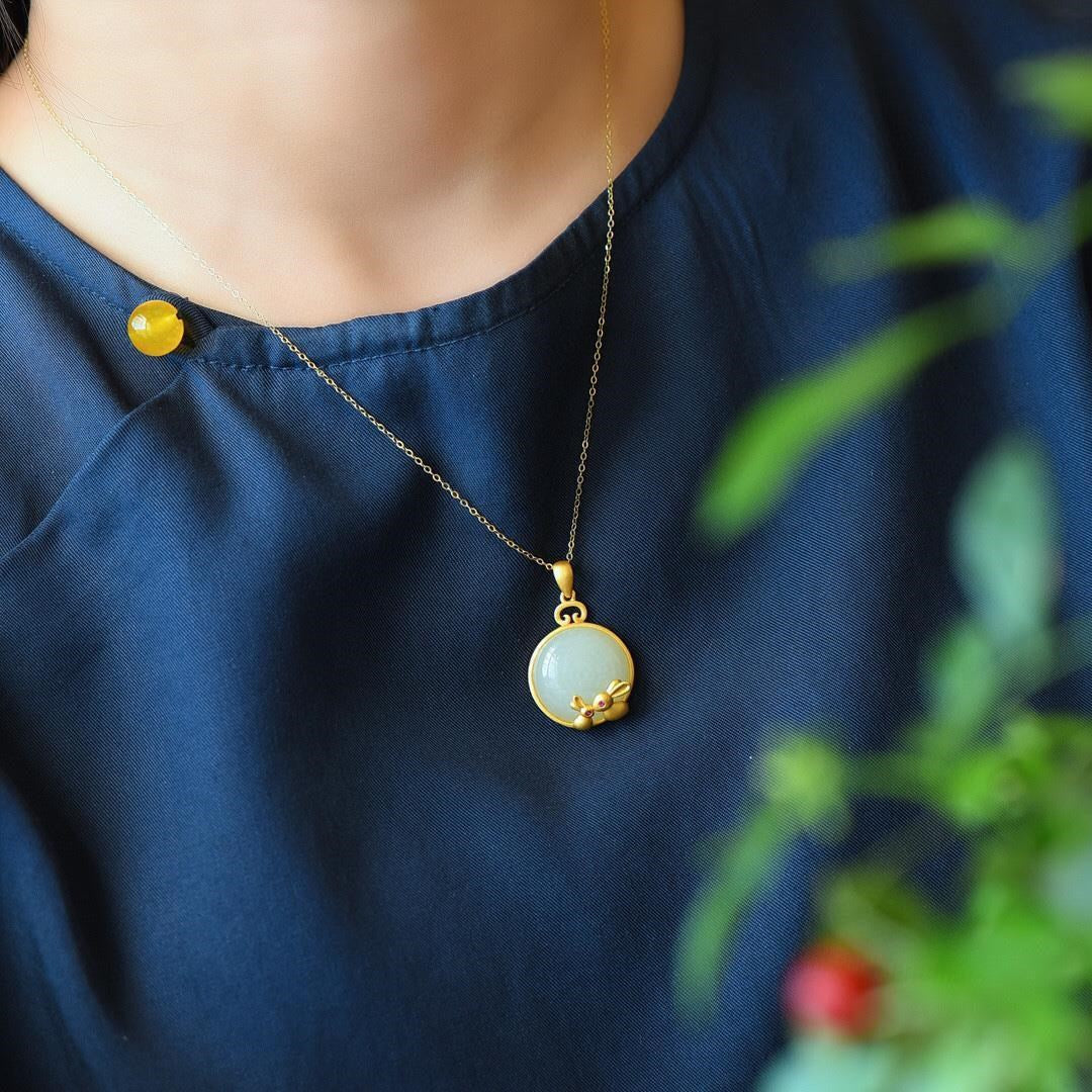 Stunning Necklace for Daily Wear