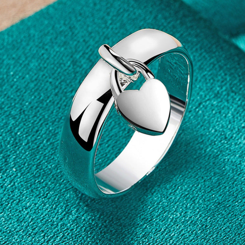 Classic Pendant with Timeless Appeal