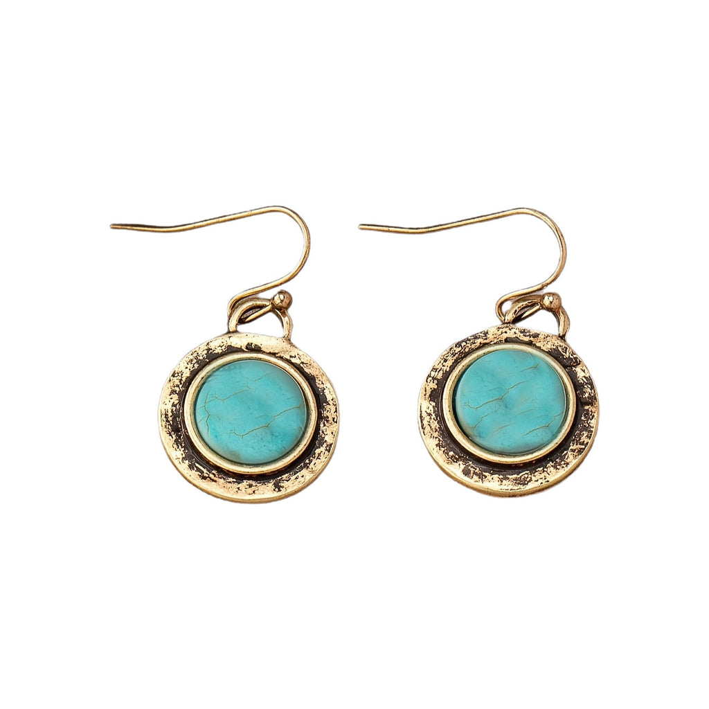 Classic Gold Earring with Timeless Appeal