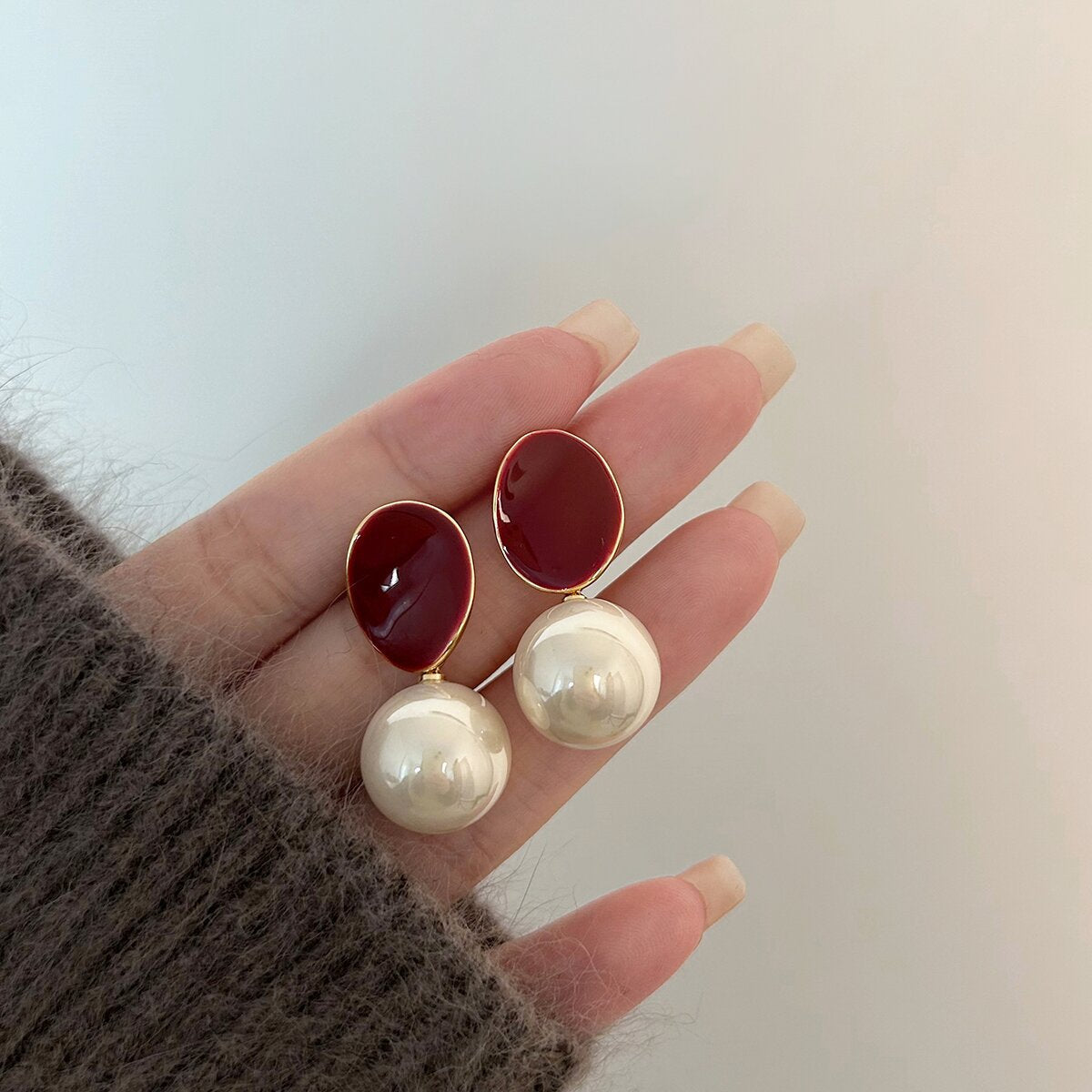 Stunning Pearl Earring for Daily Wear
