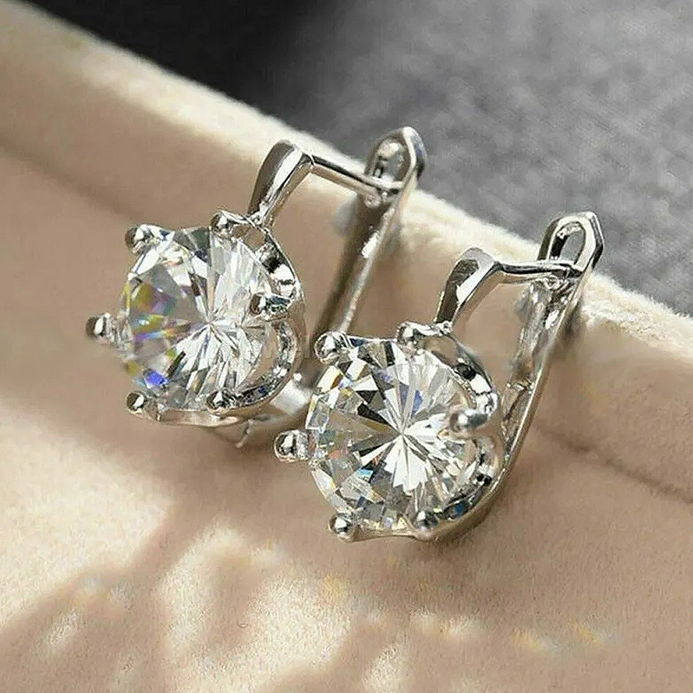 Classic Earring with Timeless Appeal