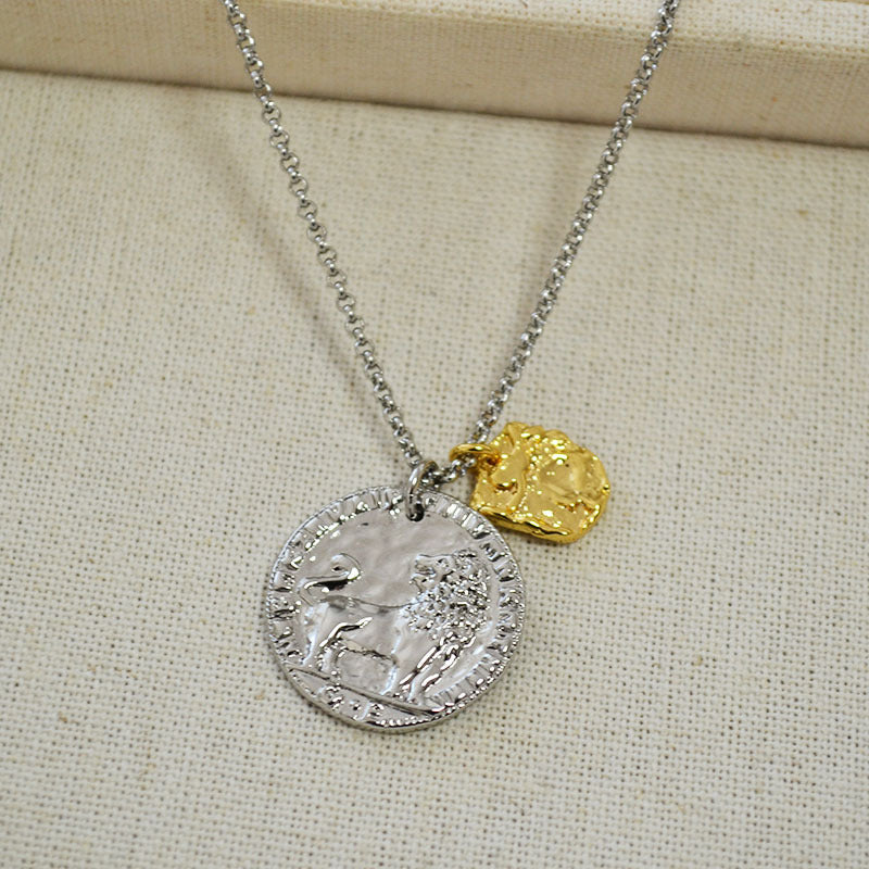 Stunning Gold Necklace for Daily Wear