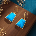 Classic Gold Earring with Timeless Appeal
