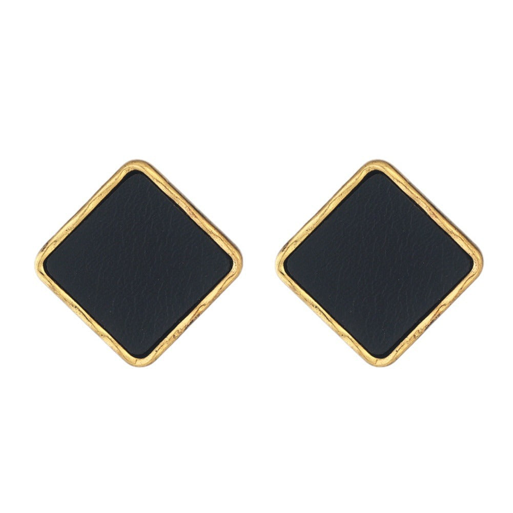 Classic Silver Earring with Timeless Appeal