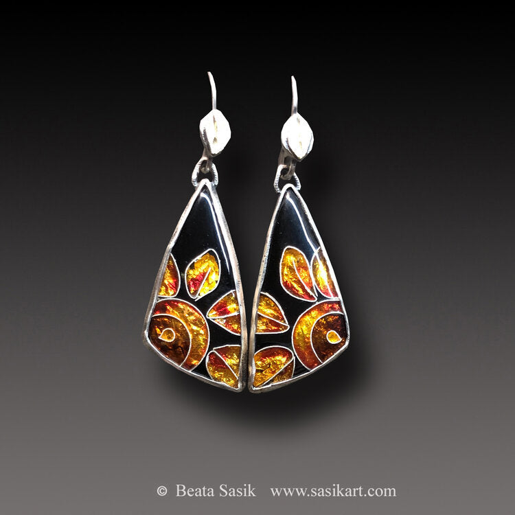 Classic Earring with Timeless Appeal