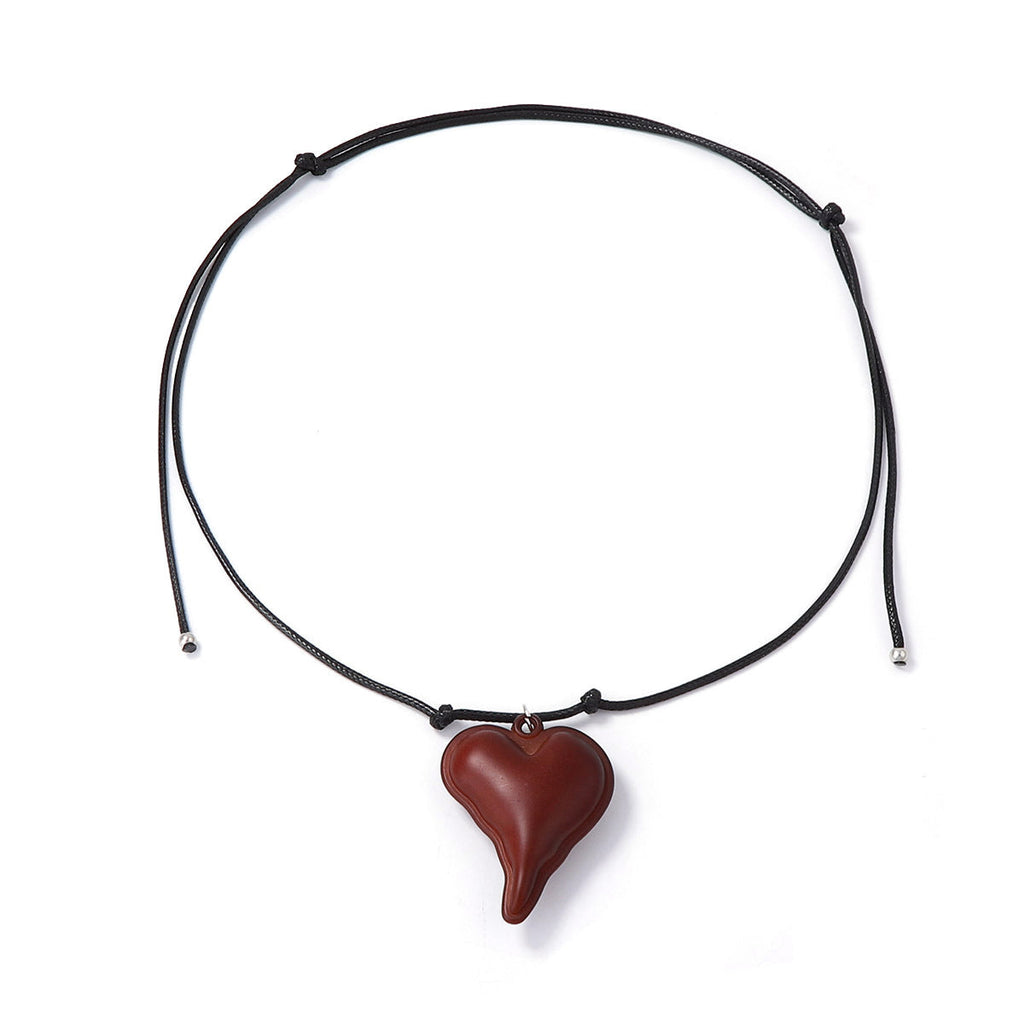 Charming Piece for Any Occasion