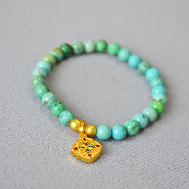 Charming Gold Bracelet for Any Occasion