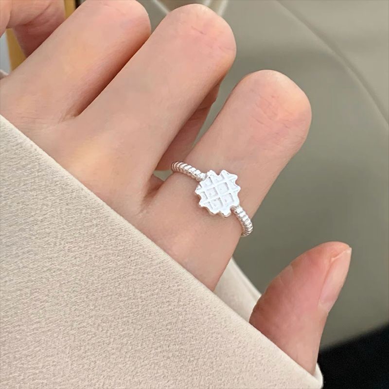 Beautiful Piece with Unique Style