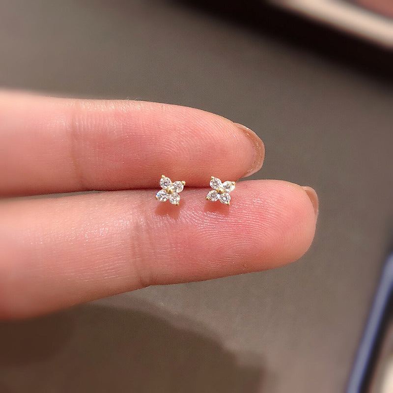 Stunning Earring for Daily Wear
