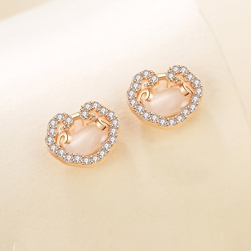 Stunning Earring for Daily Wear