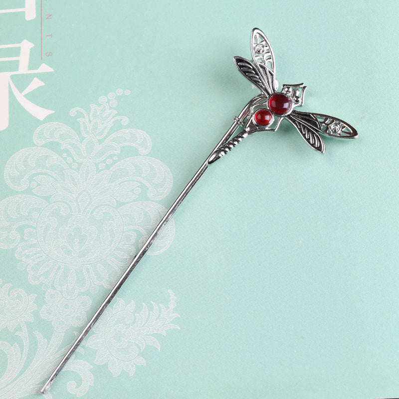 Charming Silver Piece for Any Occasion
