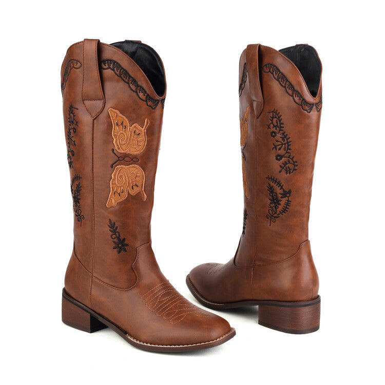 Graceful Orthopedic Boots for Modern Look