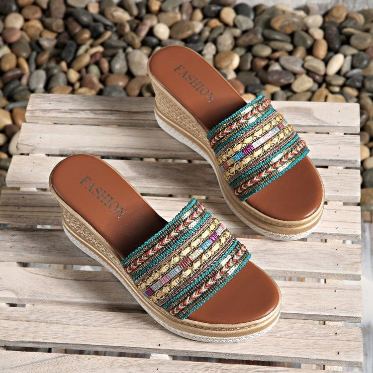 Graceful Orthopedic Sandals for Modern Look