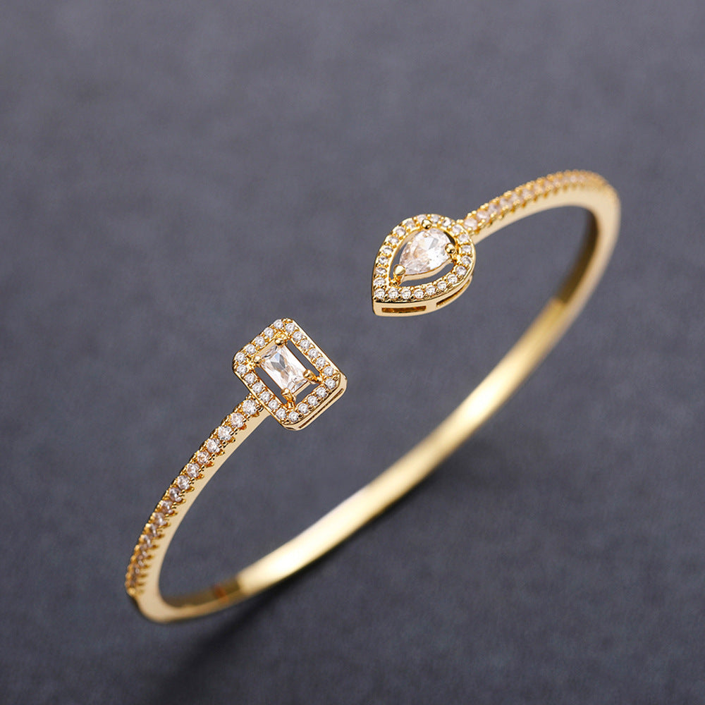 Beautiful Bracelet with Unique Style