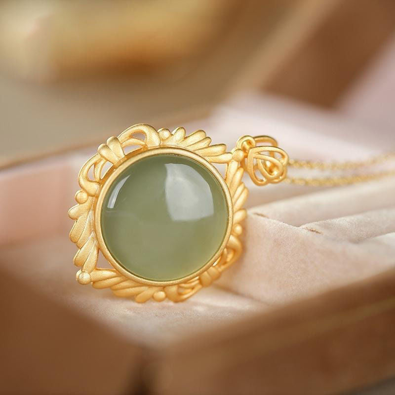 Charming Gold Necklace for Any Occasion