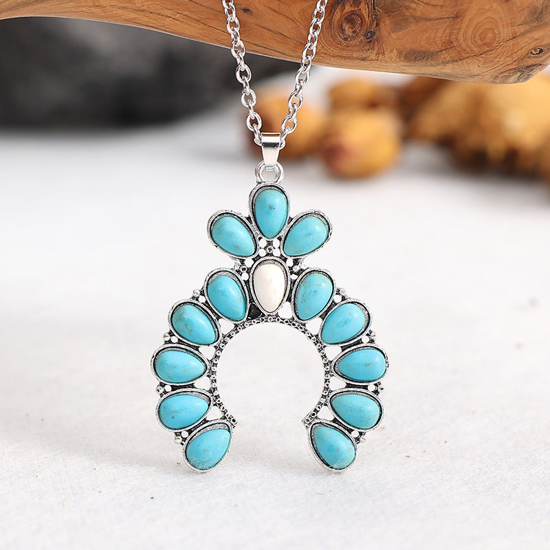 Classic Necklace with Timeless Appeal