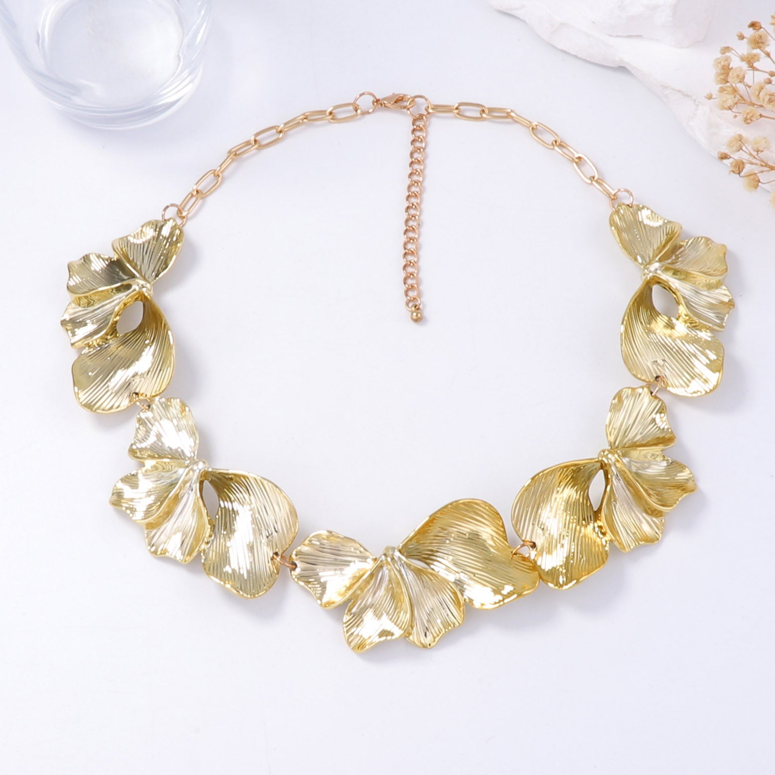 Romantic Necklace for Special Moments