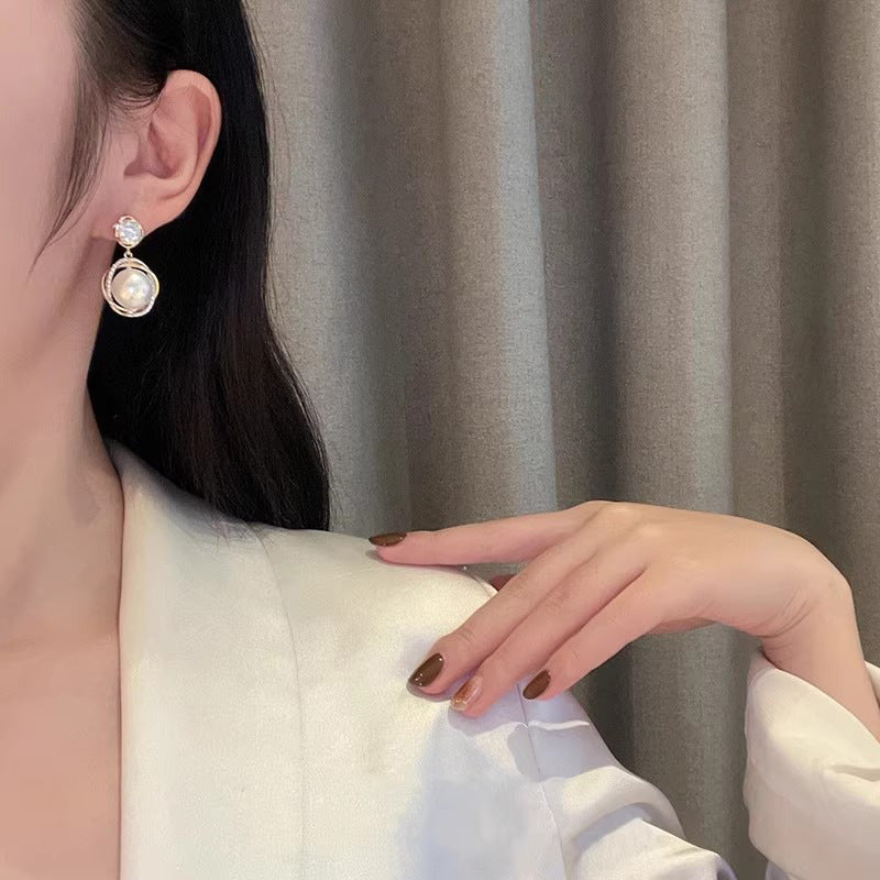 Stunning Pearl Earring for Daily Wear
