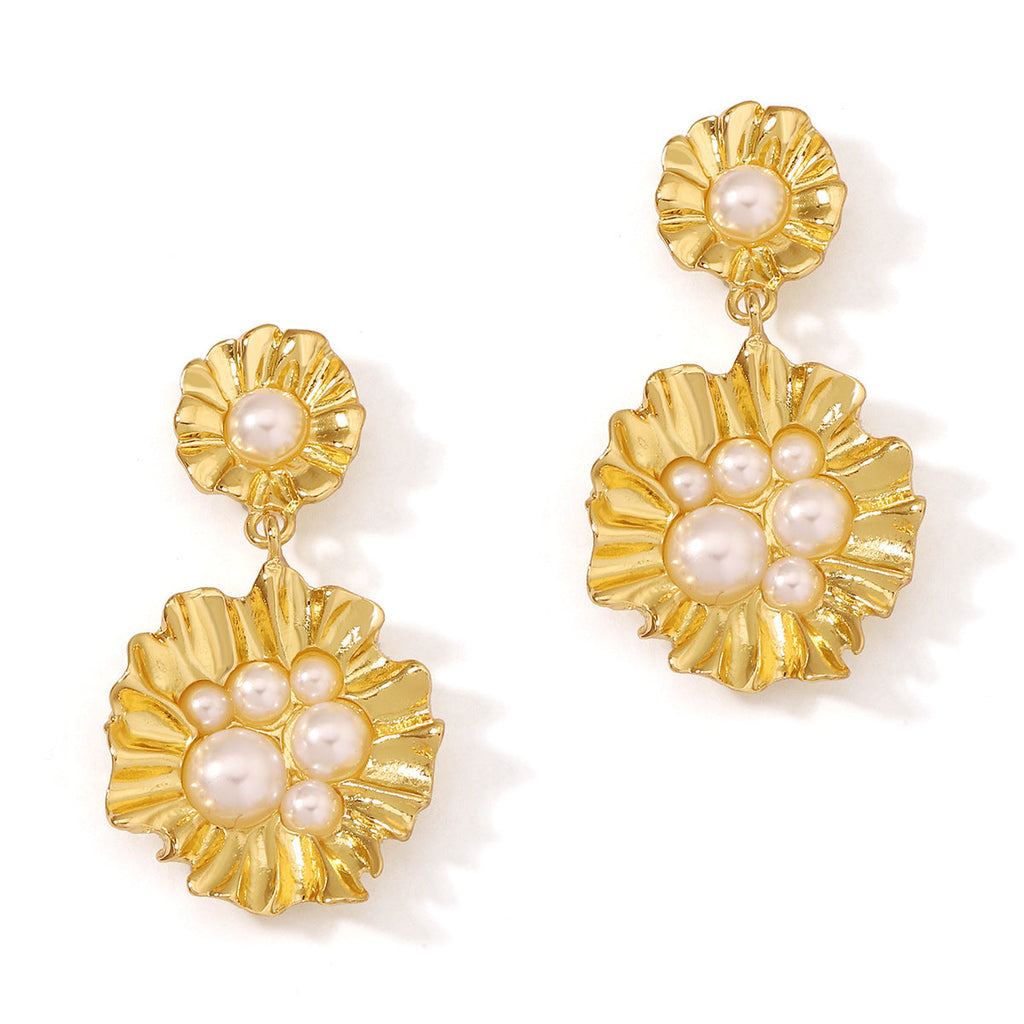 Romantic Pearl Earring for Special Moments