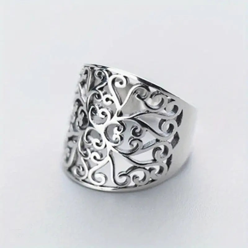 Classic Ring with Timeless Appeal